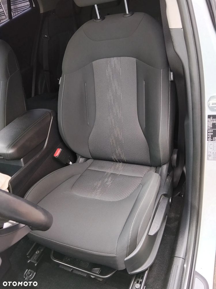 Kia Sportage 1.6 T-GDI MHEV Business Line 4WD DCT - 12