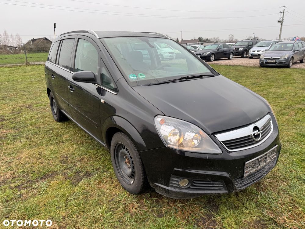 Opel Zafira - 1