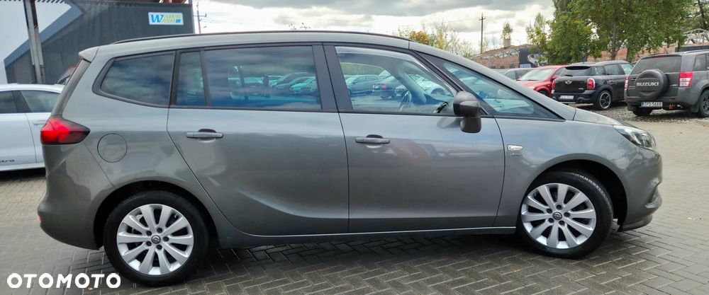 Opel Zafira 2016