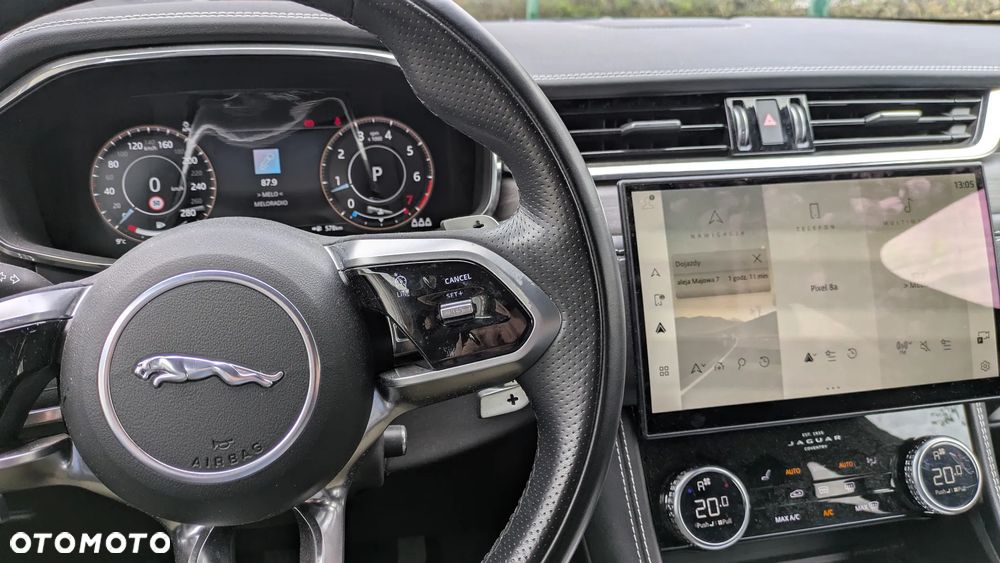 Jaguar F-Pace 2.0 i4P AWD R-Sport - 9