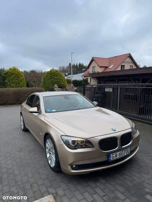 BMW Seria 7 740d xDrive - 21