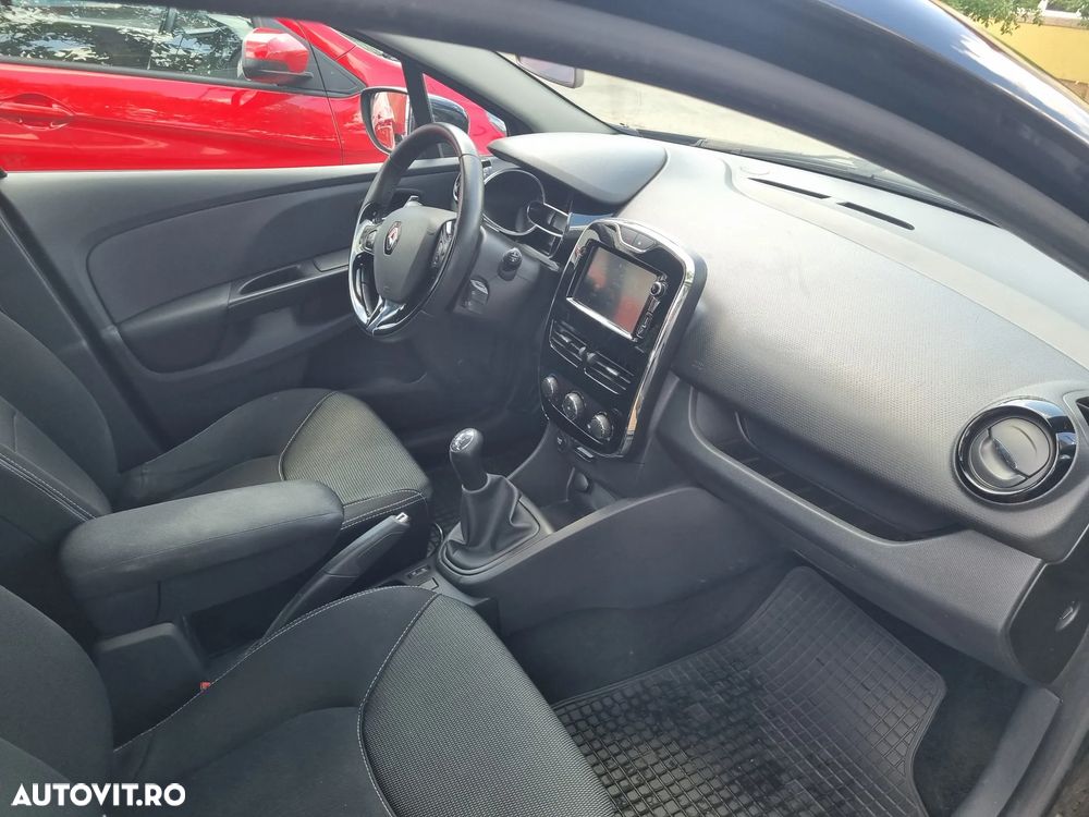 Renault Clio ENERGY TCe 90 Start & Stop Experience - 13