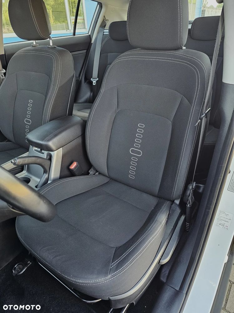 Kia Sportage - 12