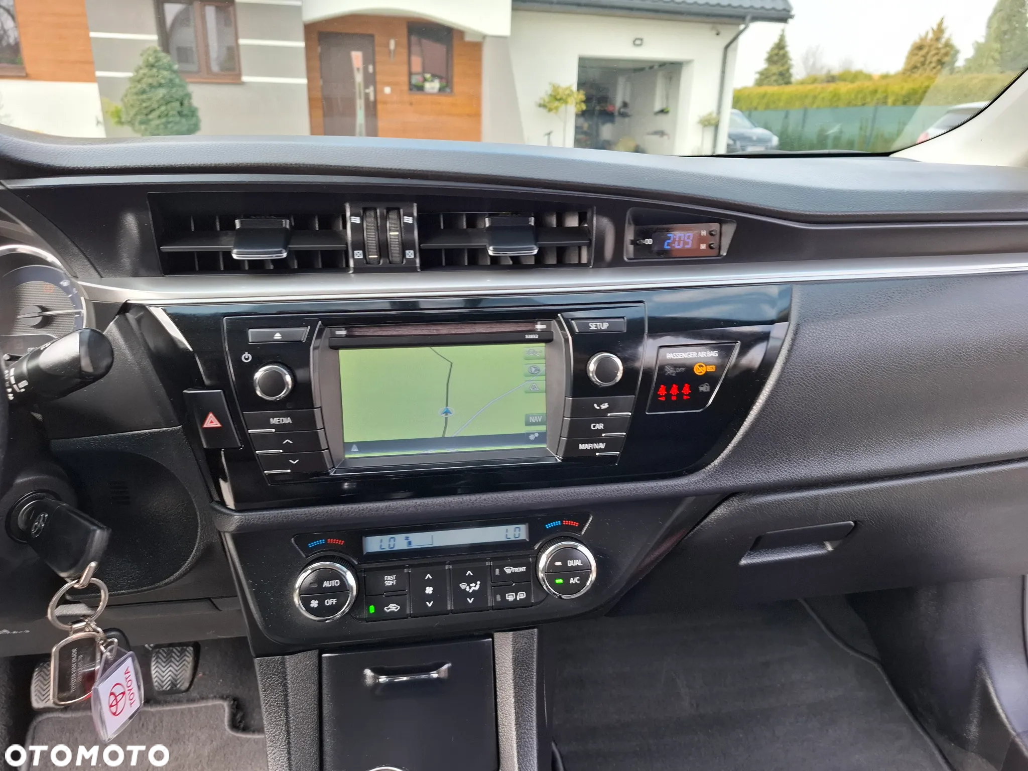 Toyota Corolla 1.6 Executive - 25