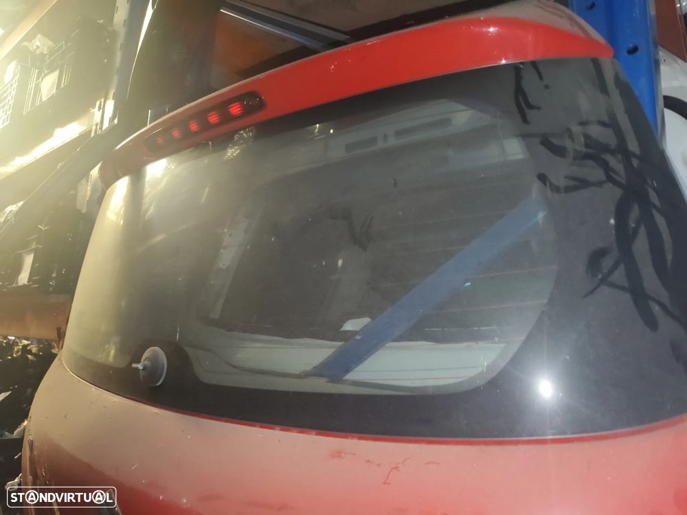 SUZUKI SWIFT - TAMPA DA MALA - M036 - 3