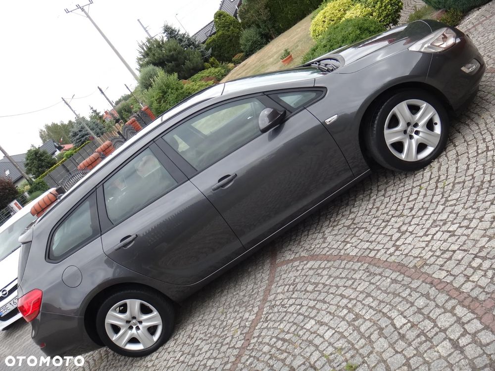 Opel Astra 1.6 Innovation - 15