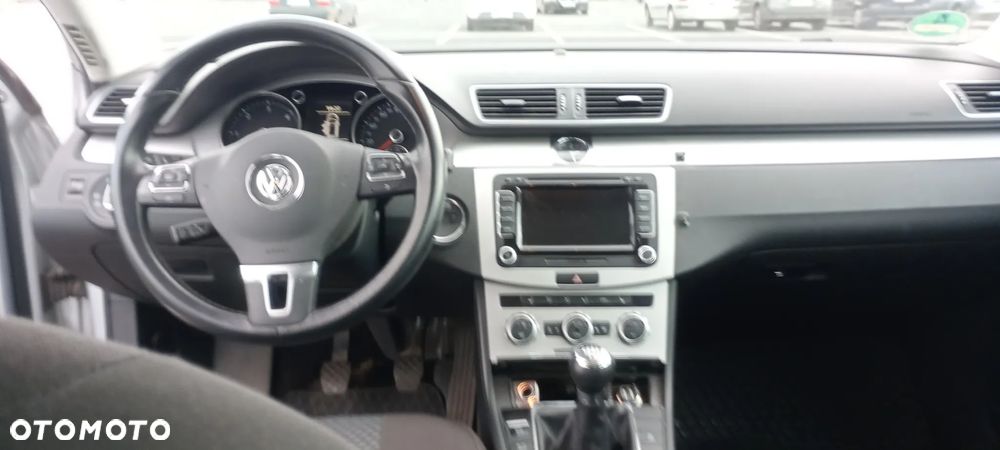 Volkswagen Passat Variant 1.6 TDI BlueMotion - 7