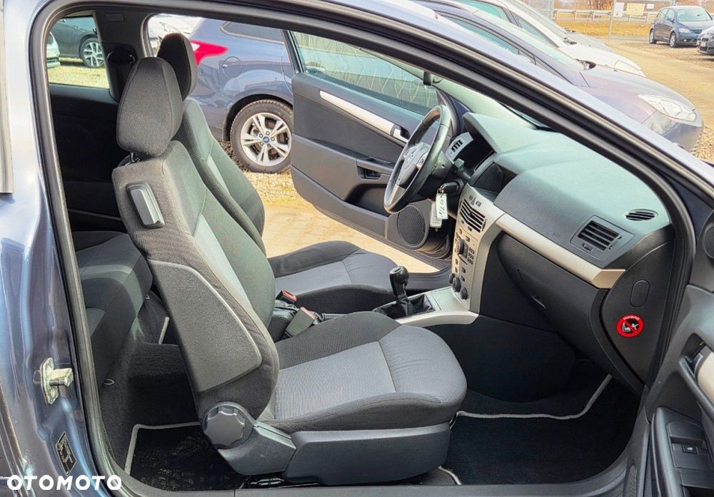 Opel Astra - 18