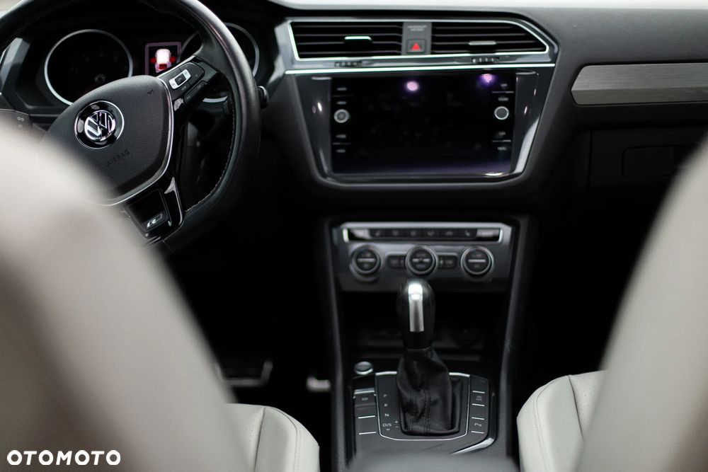 Volkswagen Tiguan 2.0 TSI 4Mot R-Line DSG - 17
