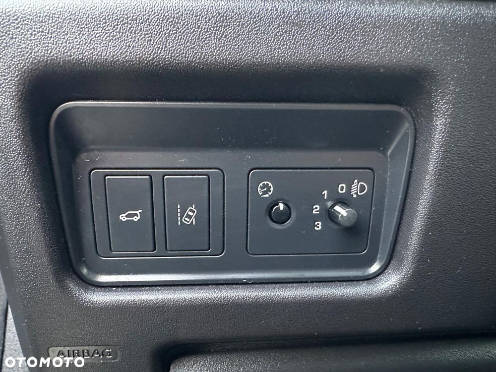 Land Rover Discovery Sport - 14
