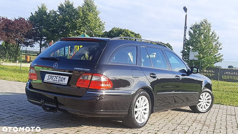 Mercedes-Benz Klasa E 200 T Kompressor Automatik Elegance - 13