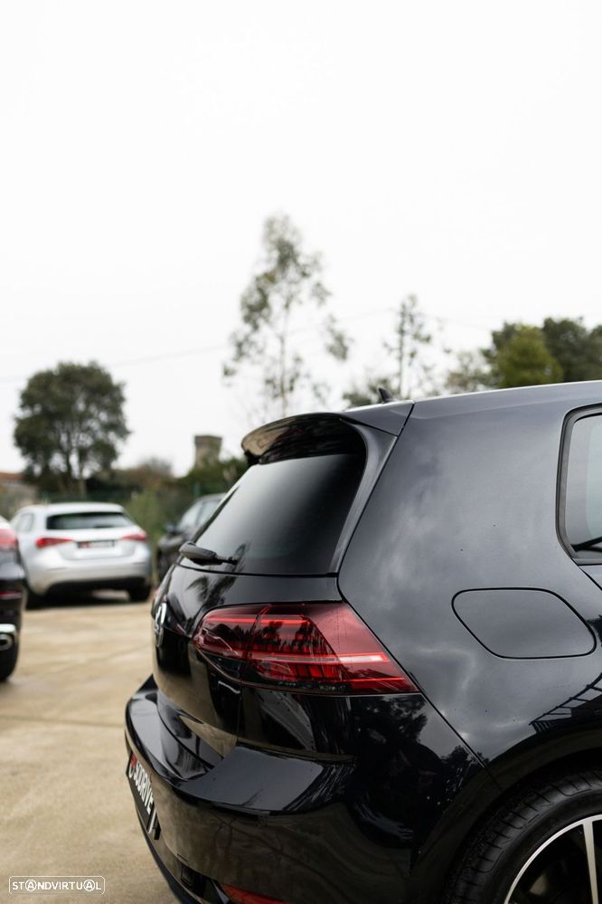 VW Golf 2.0 TDI GTD DSG - 25