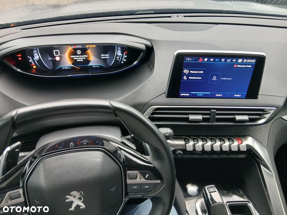 Peugeot 5008 PureTech 130 EAT8 Stop & Start Active Business-Paket - 18