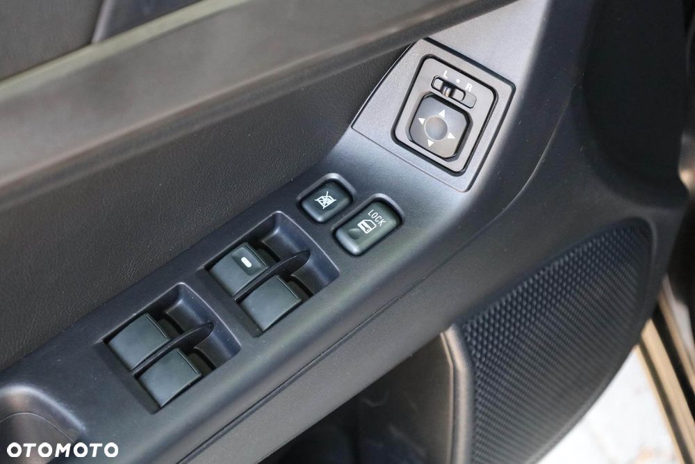 Mitsubishi Lancer 1.6 Invite - 19
