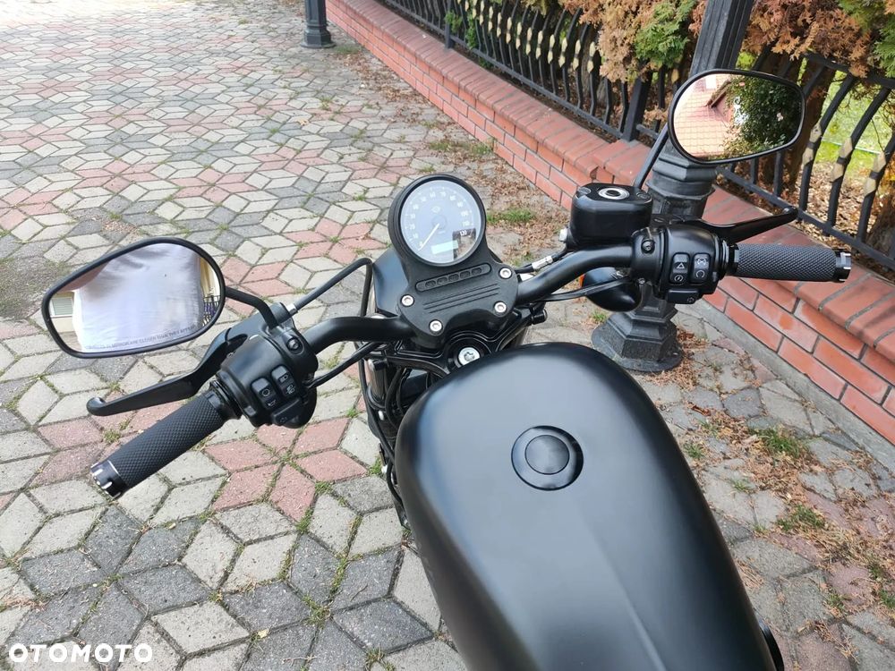 Harley-Davidson Sportster Iron 883 - 9