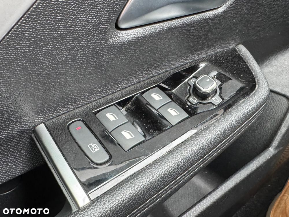 Opel Astra 1.2 T GS S&S - 5