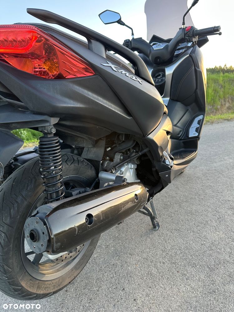 Yamaha X-max - 10