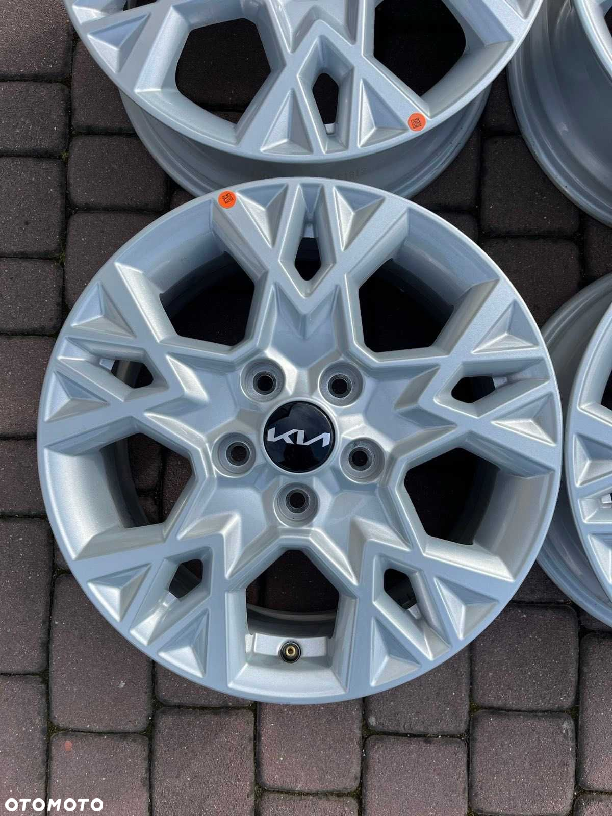 Oryginalne alufelgi Kia 5x114,3 16 cali Ceed Optima Carens NOWY MODEL - 5