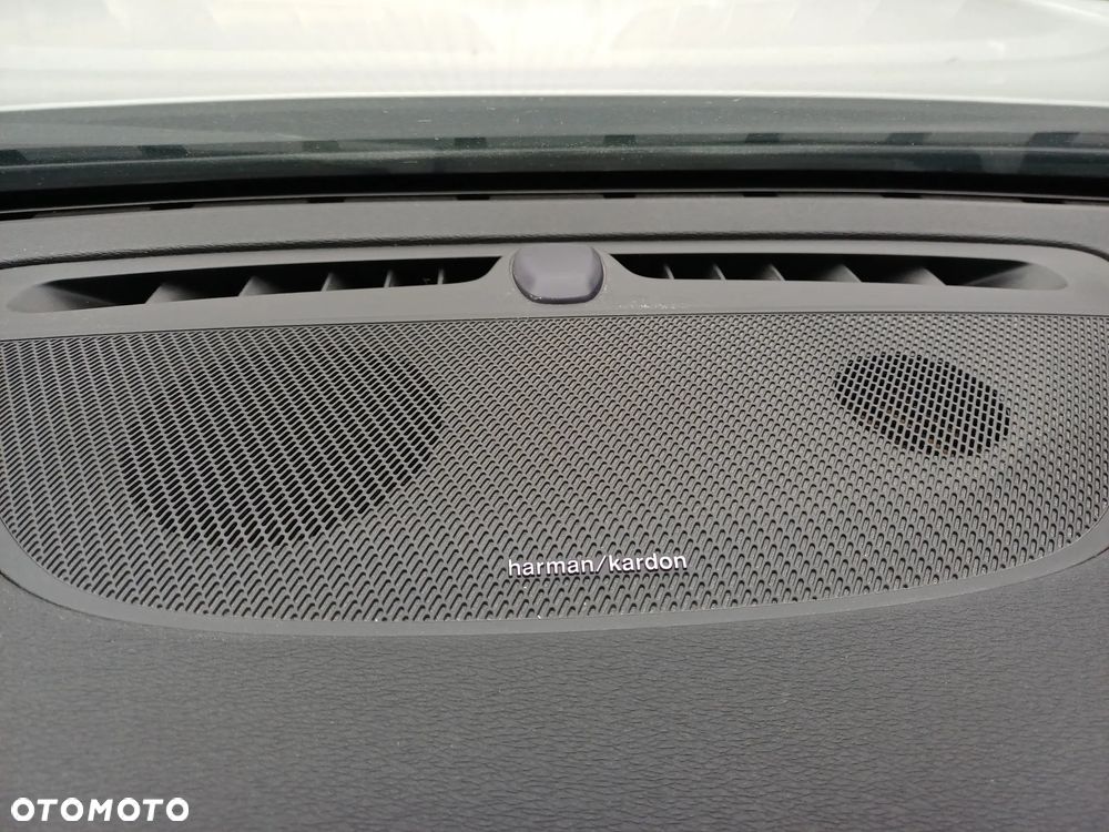 Volvo V90 D5 AWD Geartronic Momentum Pro - 21