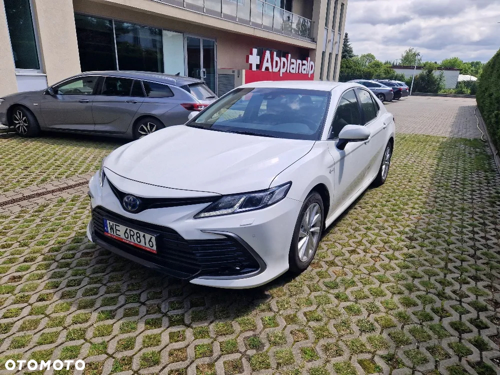 Toyota Camry 2.5 Hybrid Comfort CVT - 6