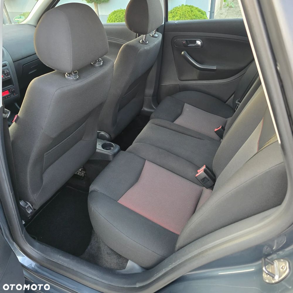 Seat Ibiza 1.4 16V Sport - 16