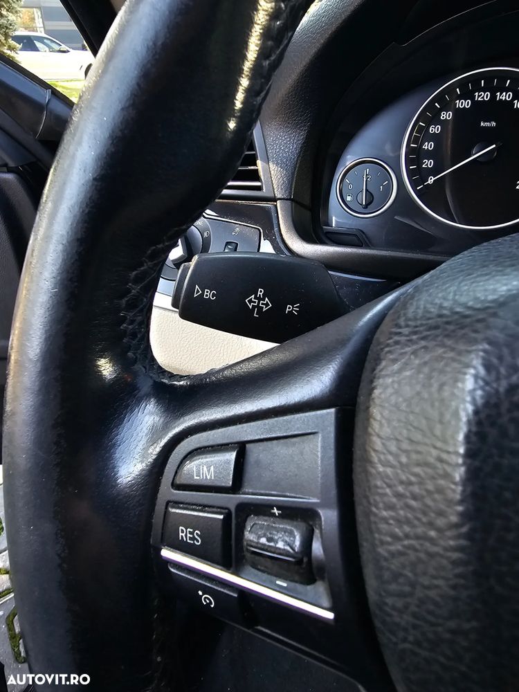 BMW Seria 5 520i Touring Aut. - 19