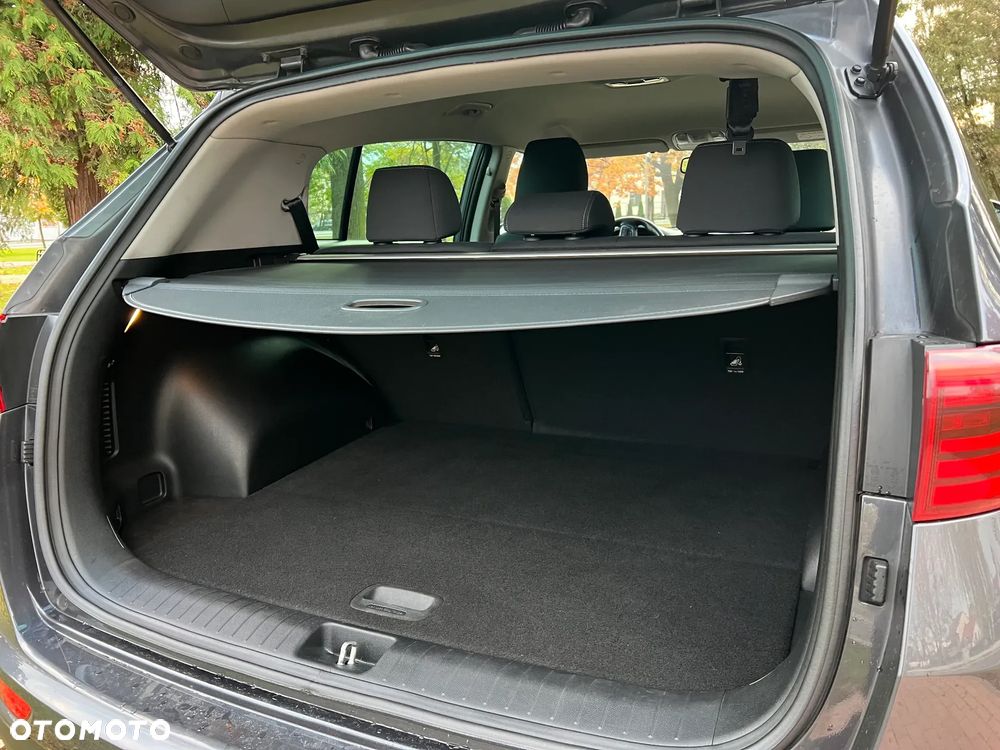 Kia Sportage 1.6 GDI 2WD Black Edition - 25