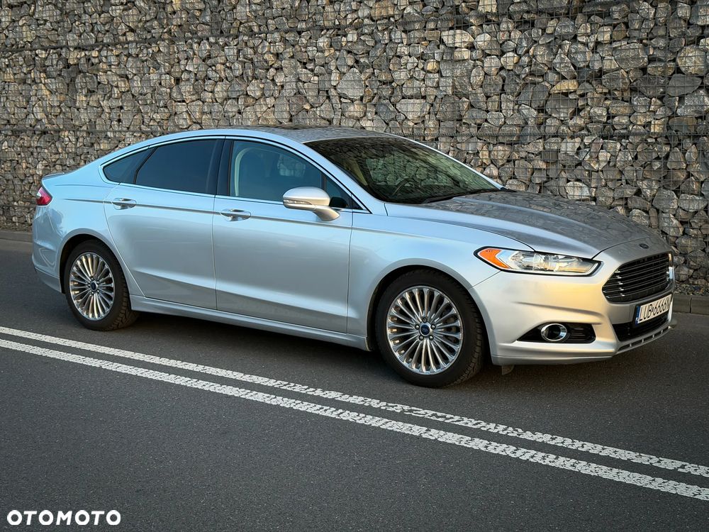 Ford Fusion - 4
