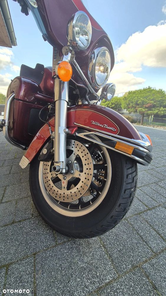 Harley-Davidson FLH Electra Glide - 6