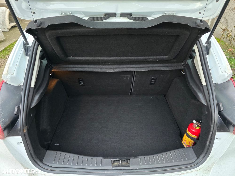 Ford Focus 1.5 EcoBlue Trend Edition - 6