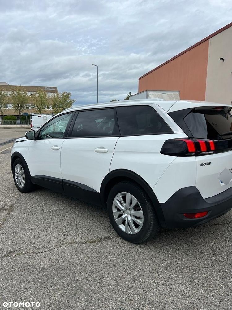 Peugeot 5008 - 2