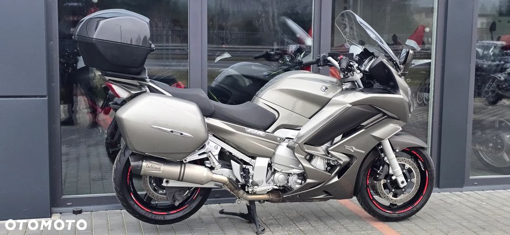 Yamaha FJR - 4