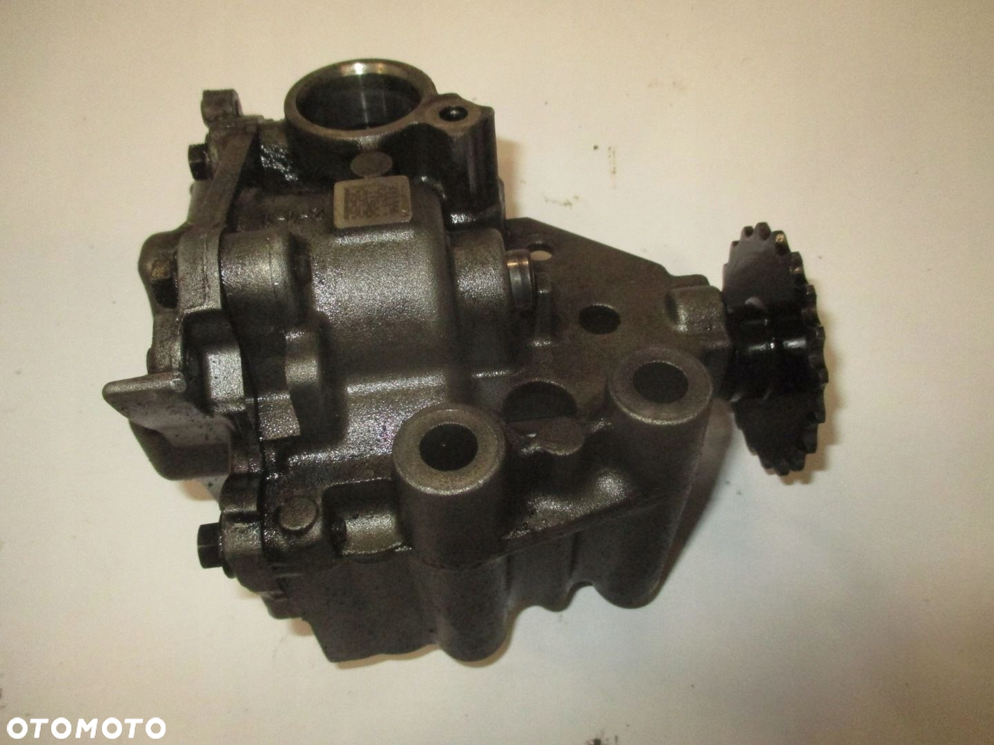 Pompa oleju 8200345633 Trafic Vivaro 2.0 dci - 4