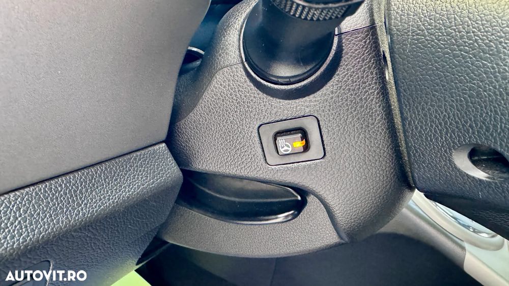 Kia Sportage 2.0 CRDI 4WD Automatik Dream-Team Edition - 13