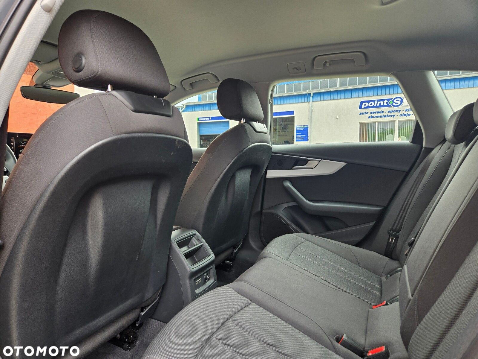 Audi A4 Allroad - 11