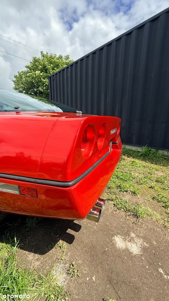 Chevrolet Corvette - 6