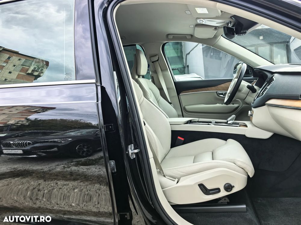 Volvo XC 90 T8 AWD Recharge Geartronic Inscription Edition - 17