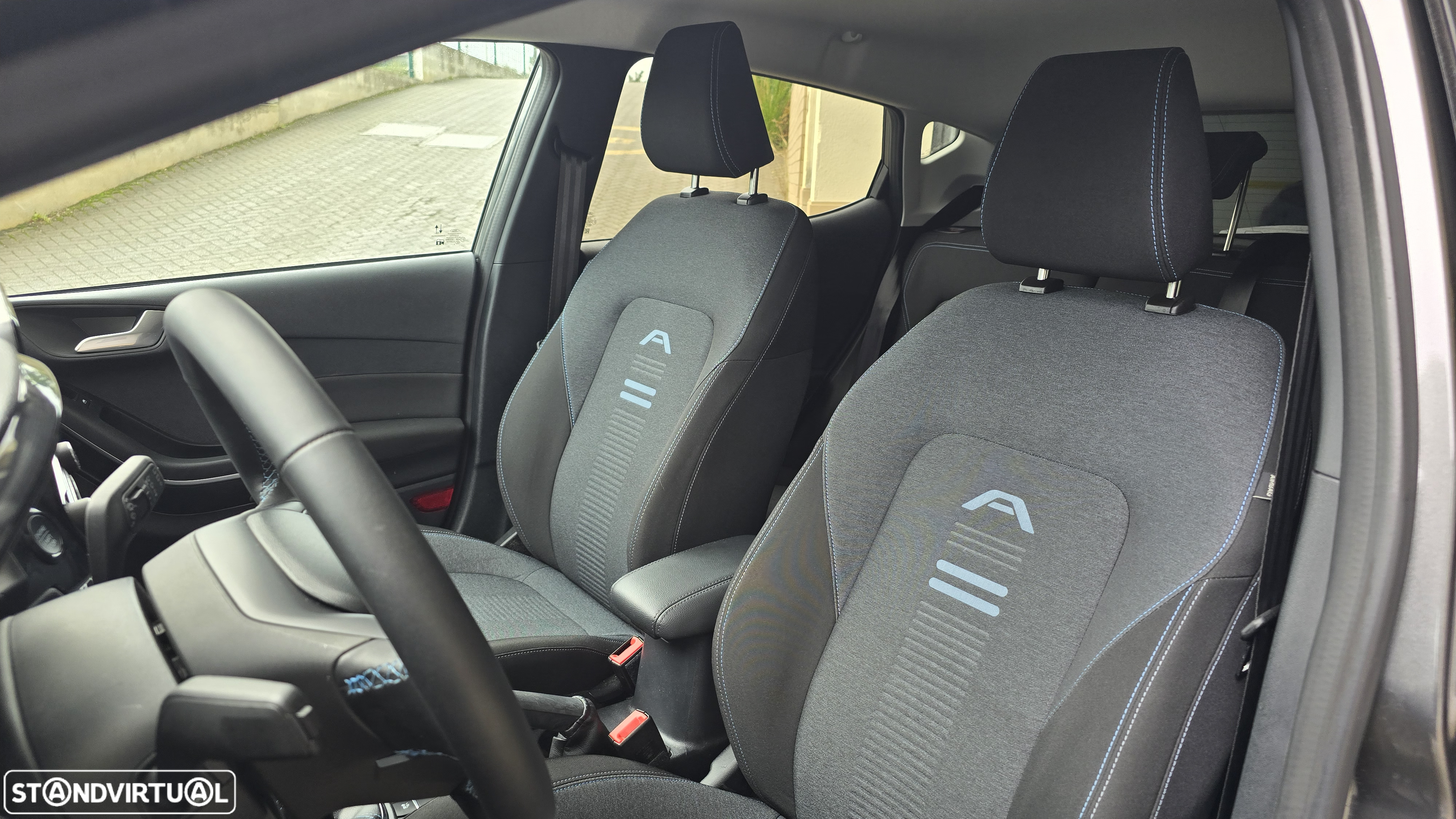 Ford Fiesta 1.0 EcoBoost MHEV Active X - 20