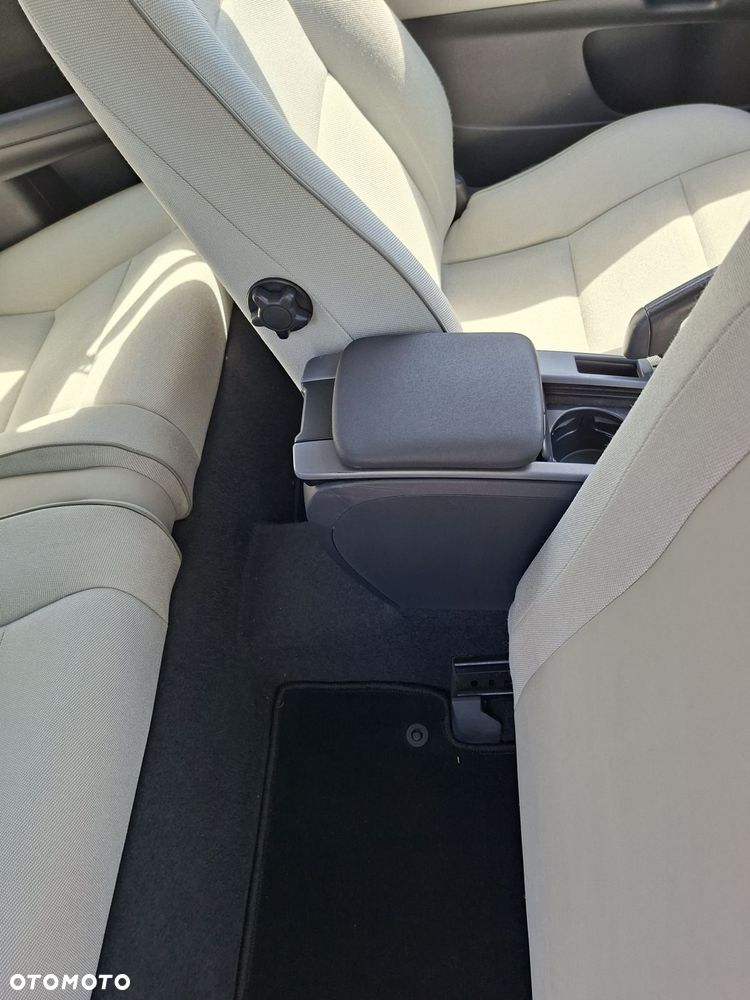 Volvo C30 1.6 - 8