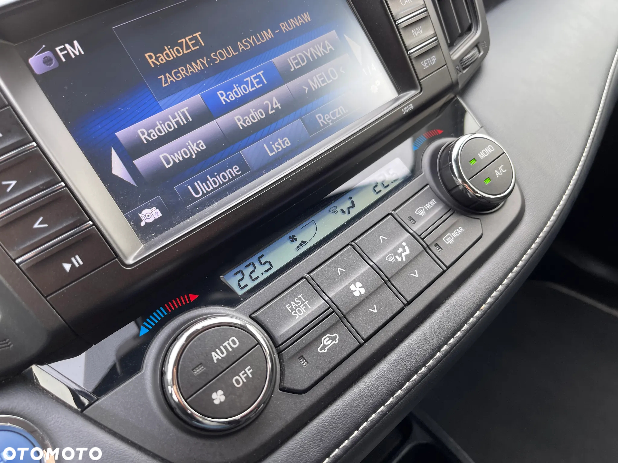 Toyota RAV4 2.5 4x2 Hybrid Executive - 18