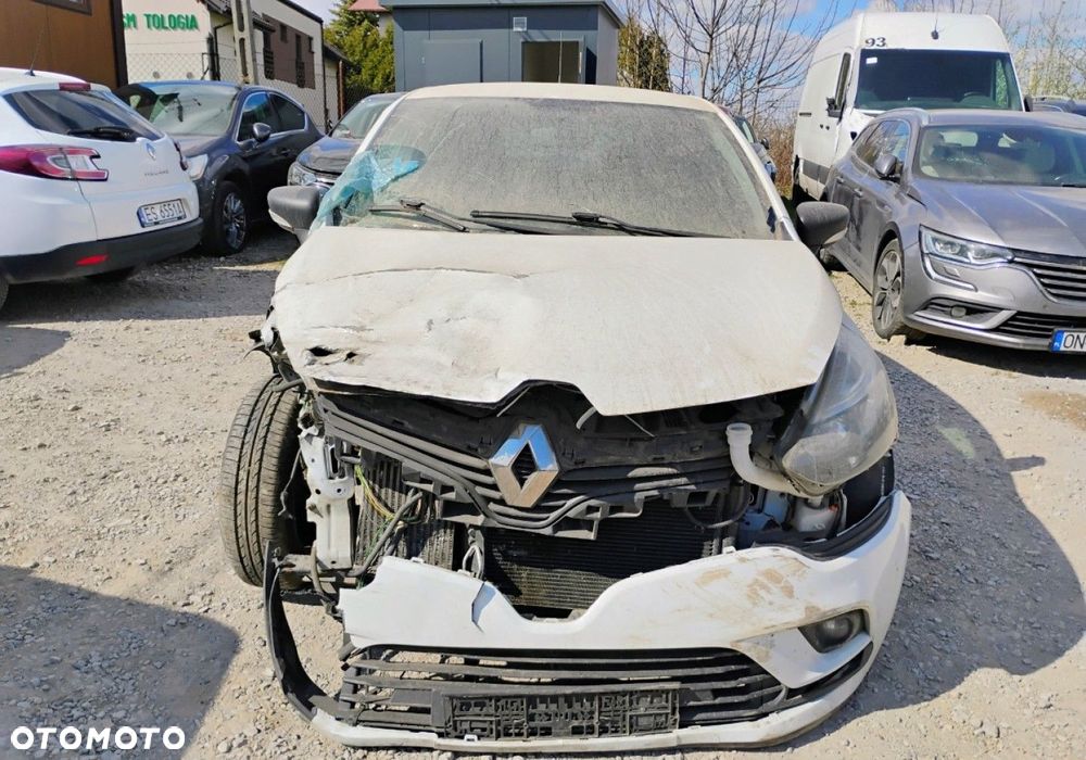 Renault Clio - 16