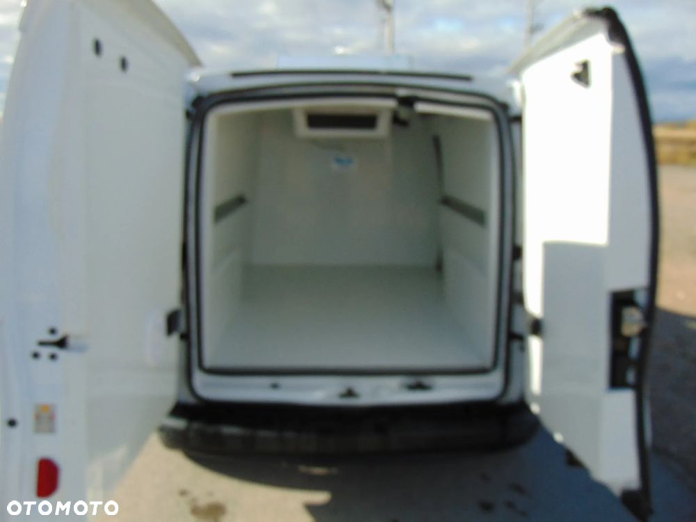 Renault KANGO - 6