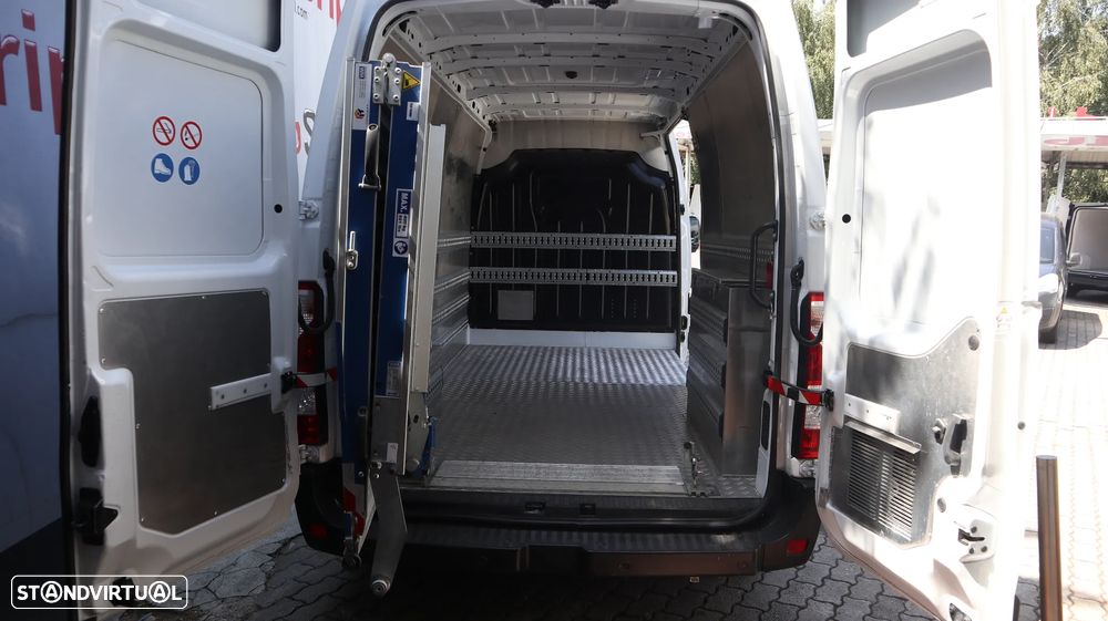Renault Master 2.3 dCi 135 L3H2 plataforma - 16