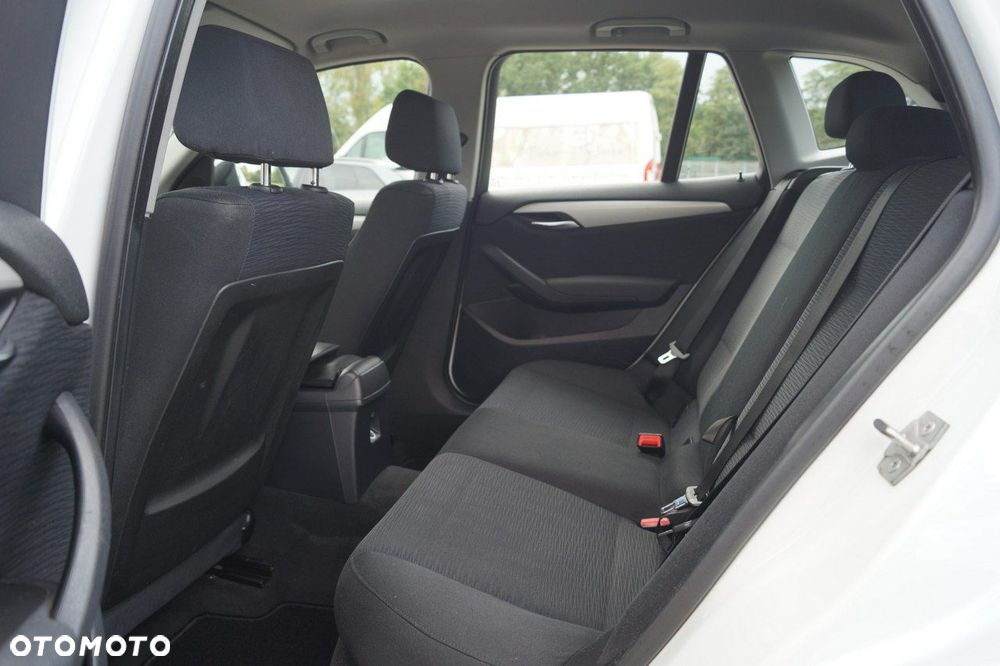 BMW X1 sDrive18d - 15