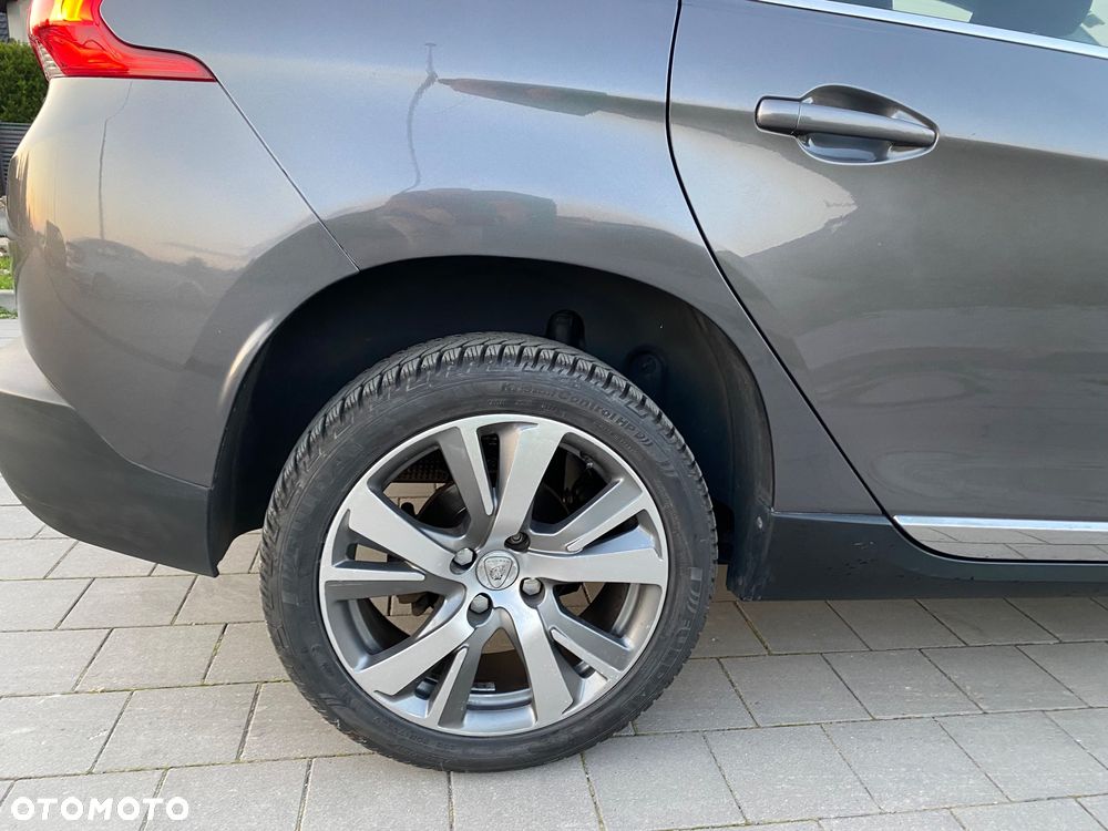 Peugeot 2008 1.6 e-HDi Allure S&S - 22