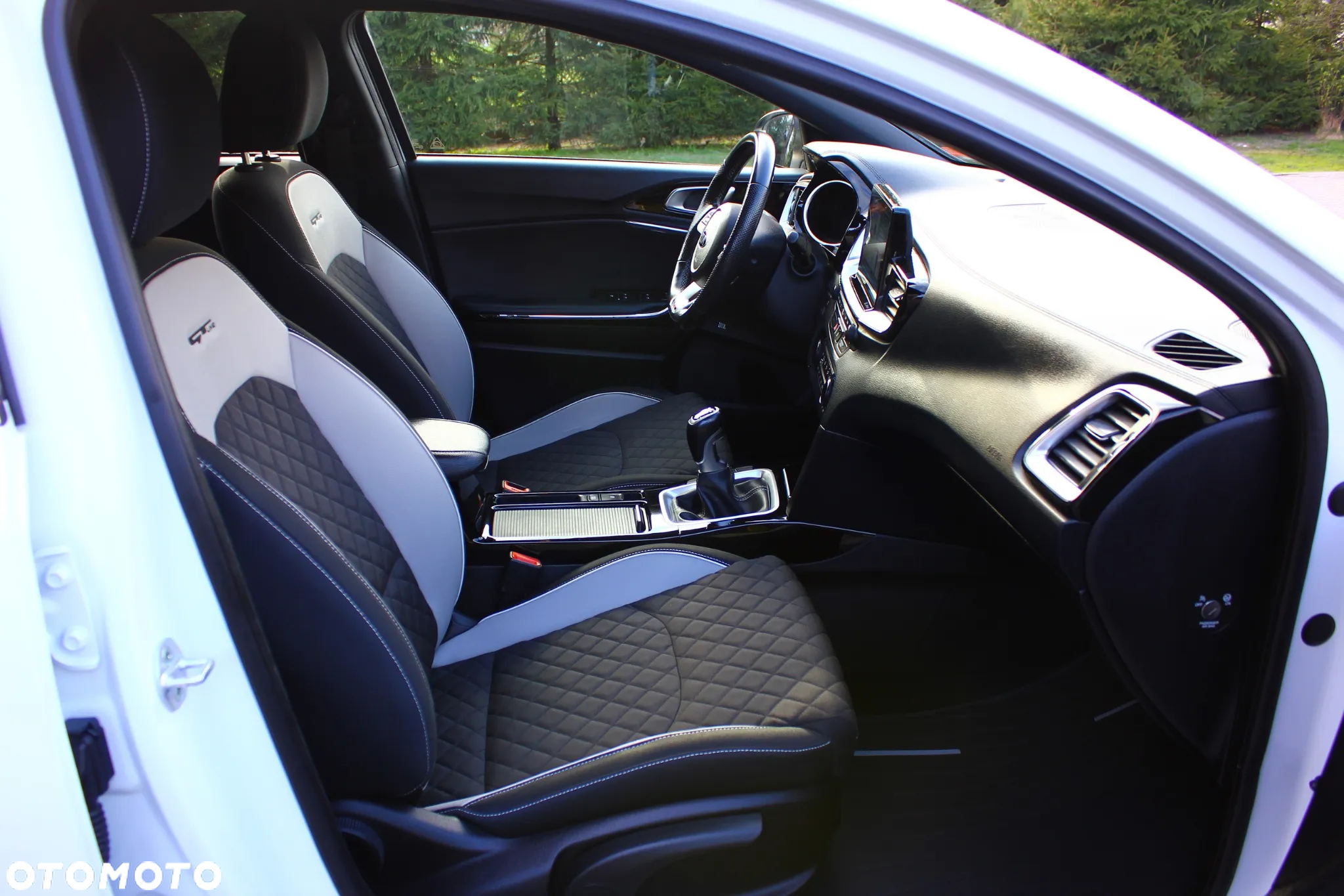 Kia ProCeed 1.4 T-GDI GT Line - 40