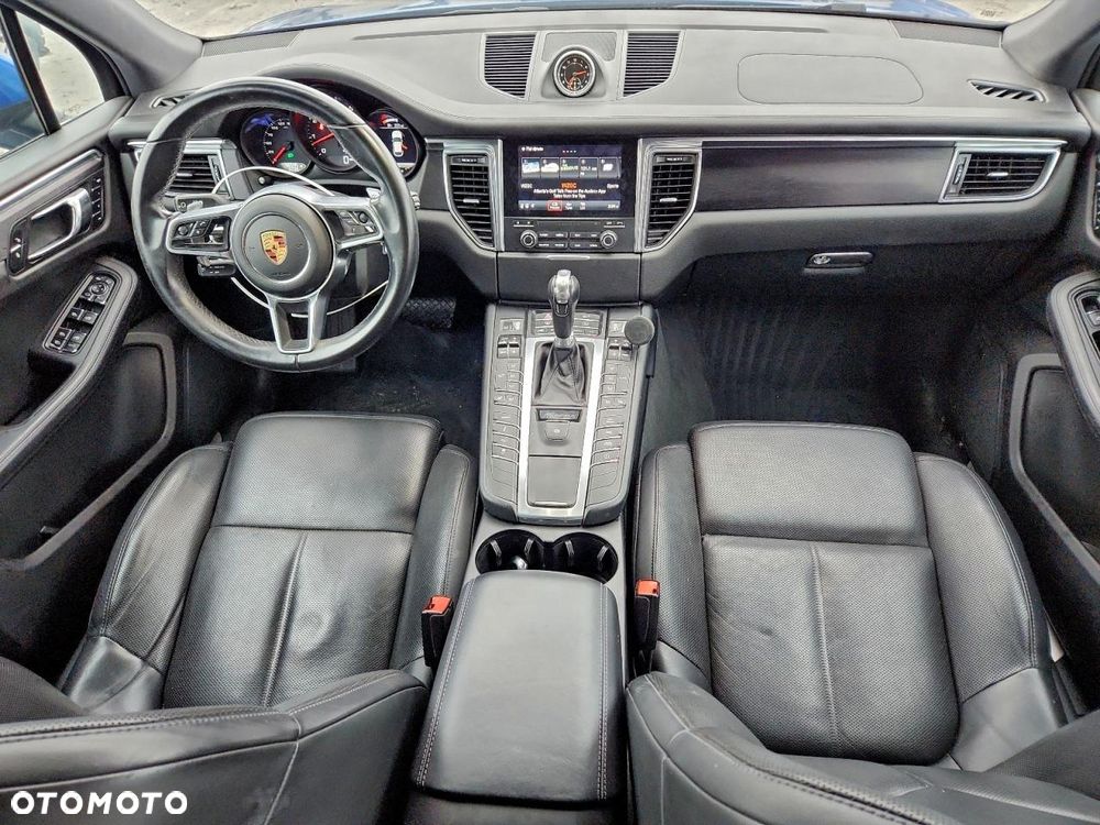 Porsche Macan GTS PDK - 10