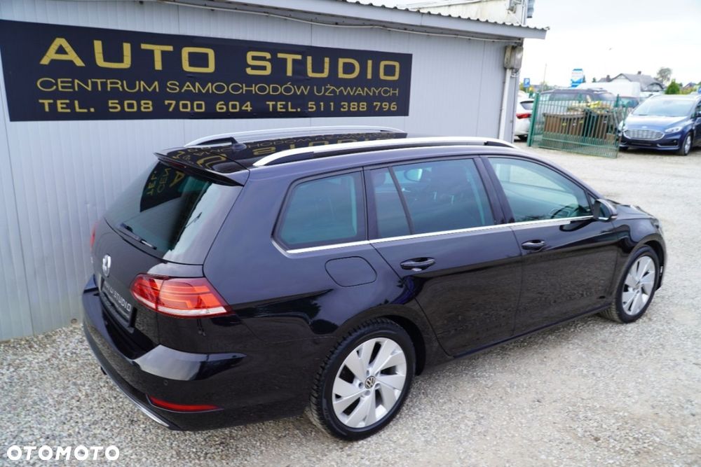 Volkswagen Golf Variant - 36