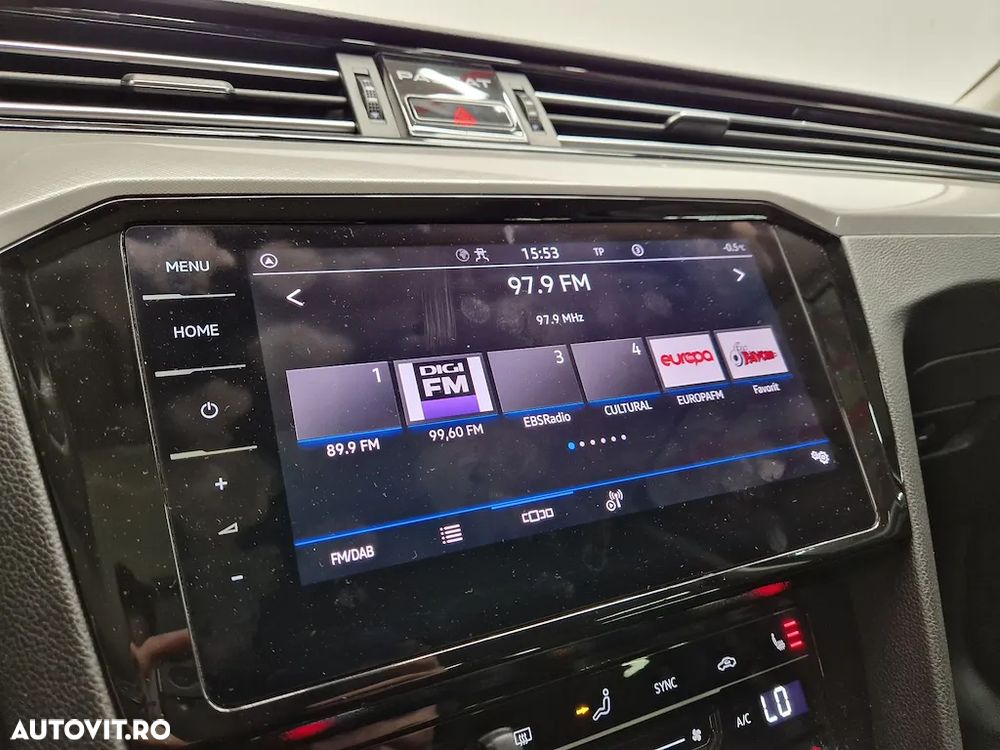 Volkswagen Passat 2.0 TDI DSG Comfortline - 11