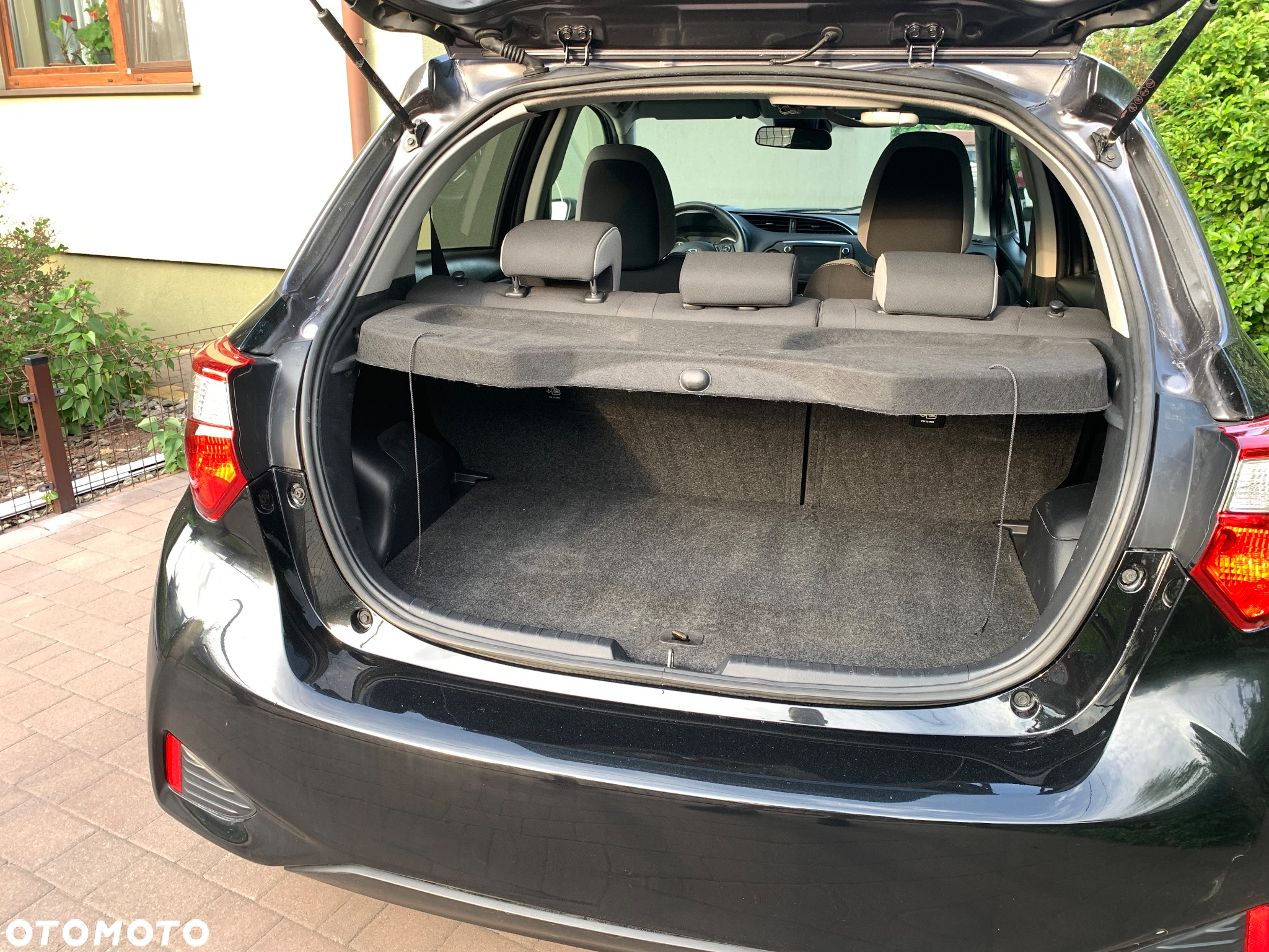 Toyota Yaris 1.0 VVT-i Y20 Club - 12